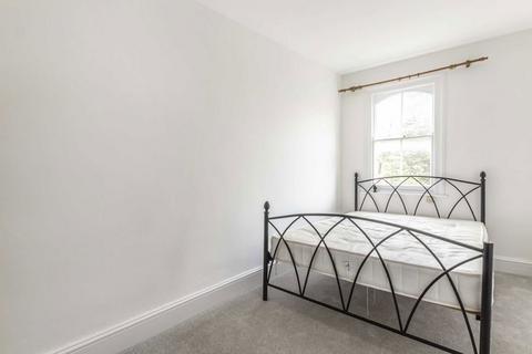 1 bedroom flat to rent, St. Leonards Road, Surbiton KT6