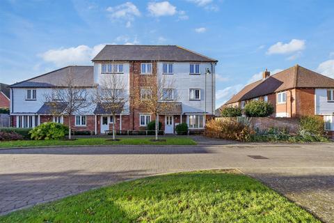 2 bedroom ground floor flat for sale, Sandow Place, Kings Hill, West Malling, Kent