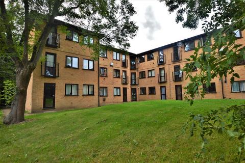 1 bedroom flat to rent, Victoria Road, Slough SL2 5NE