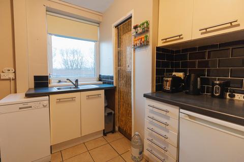 2 bedroom flat for sale, Mendip Gardens, Gateshead NE11