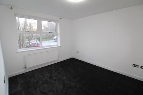 2 bedroom flat for sale, Elliott Court, Coal Hill Lane, Rodley