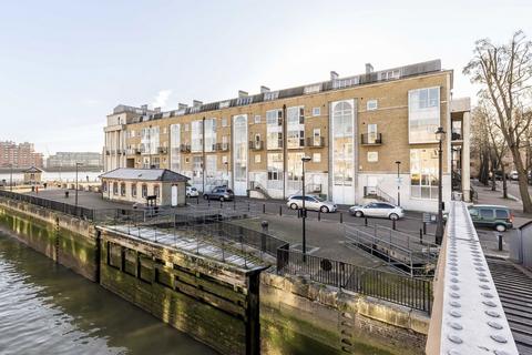 1 bedroom flat for sale, Princes Court, London SE16