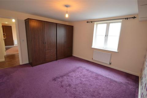 2 bedroom flat to rent, Riverview, Shefford, Bedfordshire