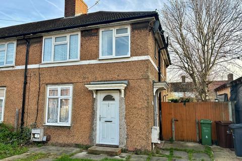 1 bedroom maisonette to rent, Rogers Road, Dagenham RM10