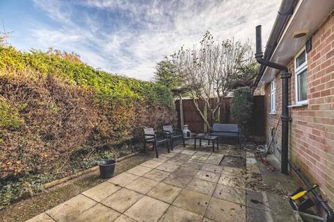 16 Heatherden Green, Iver, SL0 0PZ