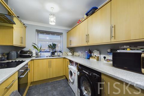 2 bedroom apartment for sale, Eastern Esplanade, Canvey Island, SS8