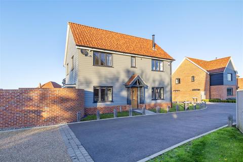 3 bedroom detached house for sale, Fisher Close, Laxfield IP13