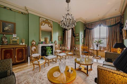 5 bedroom flat for sale, Cambridge Gate, Regents Park, London, NW1