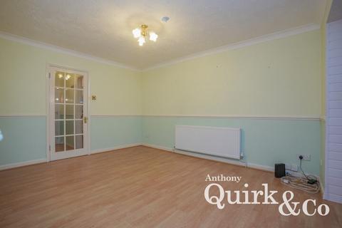 1 bedroom detached bungalow for sale, Waarem Avenue, Canvey Island, SS8