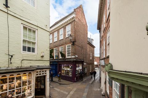 3 bedroom flat for sale, Shambles, York