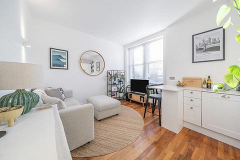 2 bedroom flat for sale, Ashbury Road, Battersea