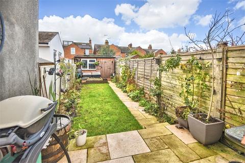 2 bedroom cottage for sale, Quainton Road, Waddesdon, Buckinghamshire.