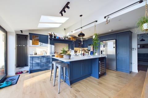 71 Glade Road, Marlow, SL7 1DQ