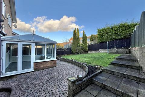 3 bedroom detached house for sale, Carr Bank, Glossop