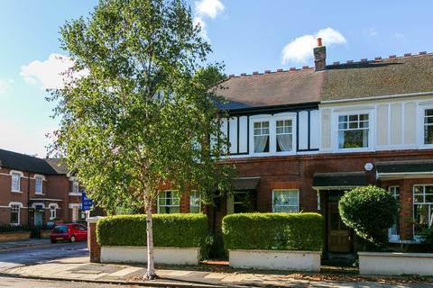 3 bedroom flat to rent, Bushwood Road, Kew, Richmond, Surrey TW9