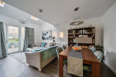 3 bedroom end of terrace house for sale, Coxwell Boulevard,  London,  NW9