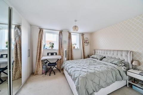 3 bedroom end of terrace house for sale, Coxwell Boulevard,  London,  NW9