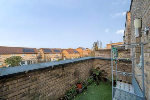 3 bedroom end of terrace house for sale, Coxwell Boulevard,  London,  NW9