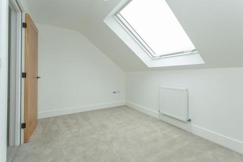 3 bedroom terraced house for sale, Churchill Street, Dover, CT16