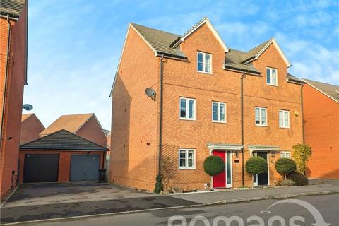 3 bedroom semi-detached house for sale, Westall Street, Shinfield, Reading