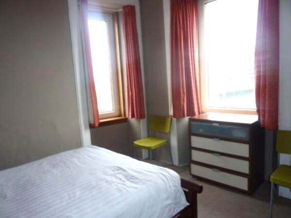 Bedroom (2)