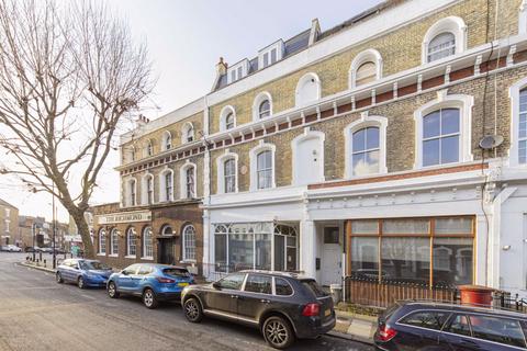 4 bedroom flat to rent, Netherwood Road, London W14