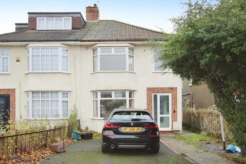 4 bedroom semi-detached house to rent, Monks Park Avenue, Bristol BS7