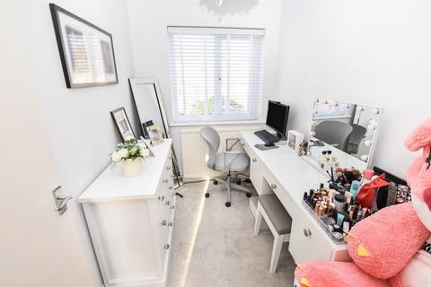 10 Bankside Close, South Woodham Ferrers, Chelmsford, CM3 5TT