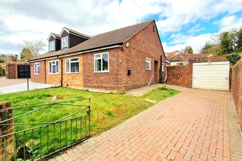 2 bedroom bungalow for sale, Rosedale, Bracknell RG42