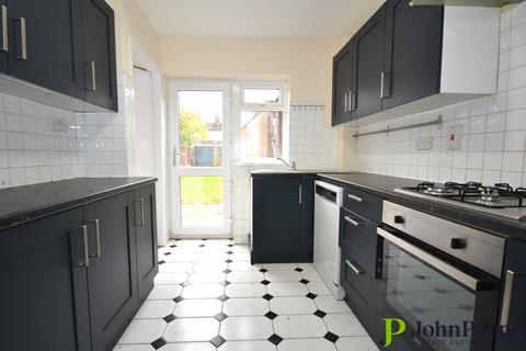 3 bedroom semi-detached house to rent, Babbacombe Road, Styvechale, Coventry, West Midlands, CV3