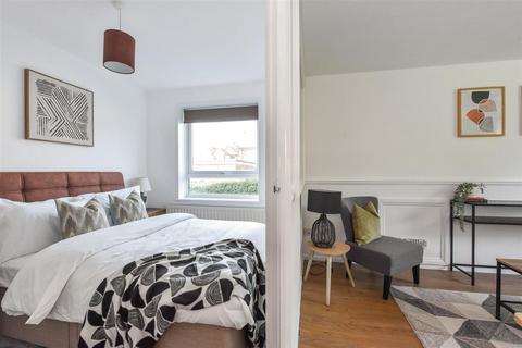 1 bedroom flat for sale, Kensington Road, Chichester, PO19