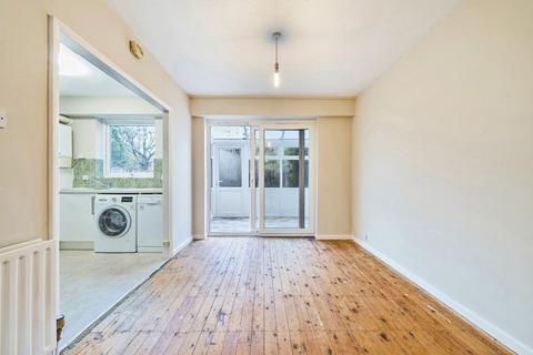 7 Link Way, Richmond, TW10 7QT