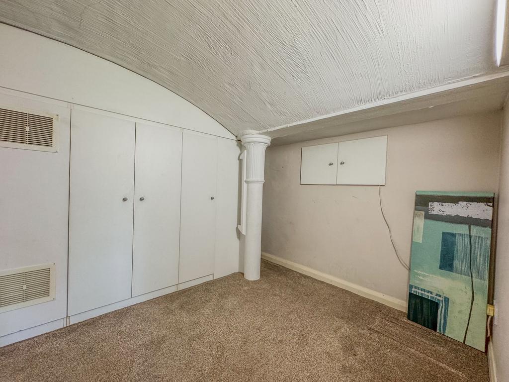 Eaves Storage