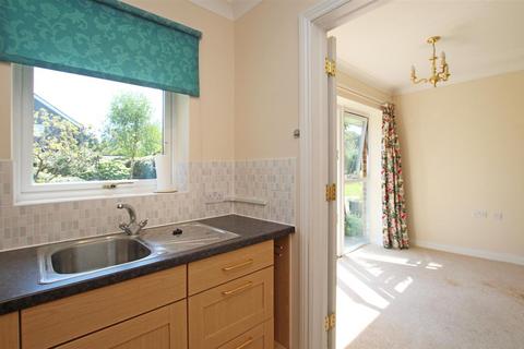 1 bedroom retirement property for sale, Fontwell Avenue, Eastergate, PO20