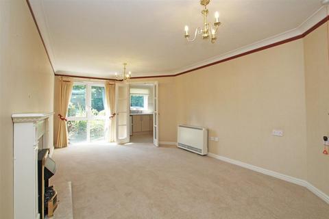 1 bedroom retirement property for sale, Stockbridge Road, Chichester, PO19