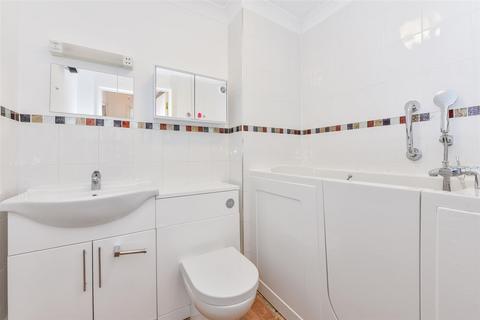 1 bedroom retirement property for sale, Henty Gardens, The Maltings Henty Gardens, PO19