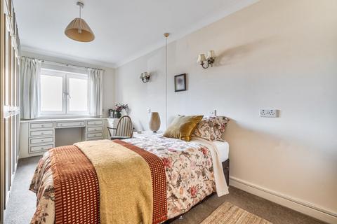 1 bedroom retirement property for sale, Henty Gardens, The Maltings Henty Gardens, PO19