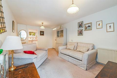 1 bedroom retirement property for sale, Stockbridge Road, Heather Court Stockbridge Road, PO19