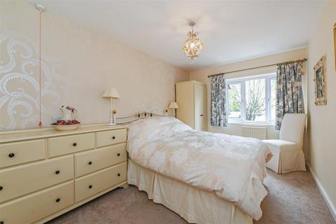 1 bedroom retirement property for sale, Stockbridge Road, Heather Court Stockbridge Road, PO19