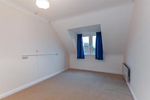 2 bedroom retirement property for sale, Chapel Street, Chichester, PO19