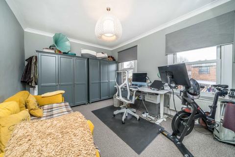 37 Richmond Grove, Surbiton, KT5 8RL