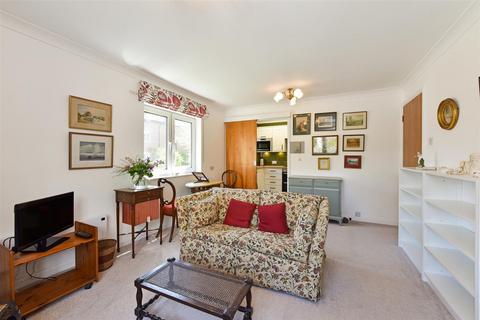 2 bedroom retirement property for sale, Chapel Street, Chichester, PO19