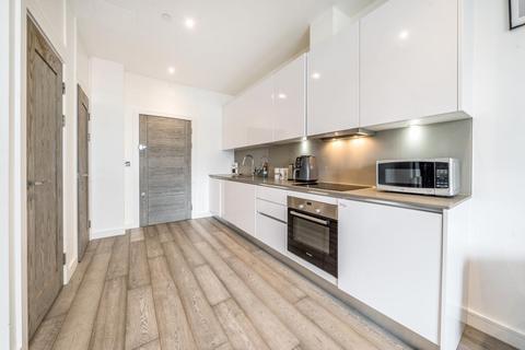 2 bedroom flat for sale, Slough, Berkshire, SL1