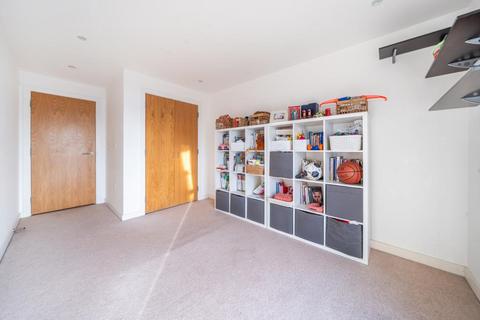 2 bedroom flat for sale, Slough Berkshire,  SL2,  SL2