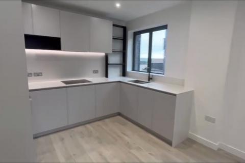 2 bedroom flat to rent, Anax Street, London N4