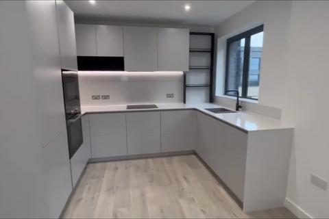 2 bedroom flat to rent, Anax Street, London N4