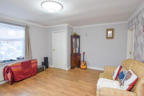 3 bedroom terraced house to rent, Inward Drive, Shevington, Wigan, WN6 8HE