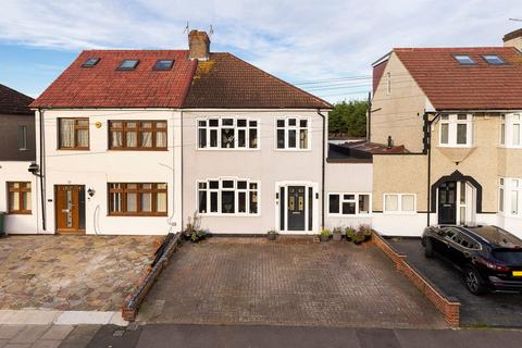 4 bedroom semi-detached house for sale, Barrington Road, Bexleyheath, DA7