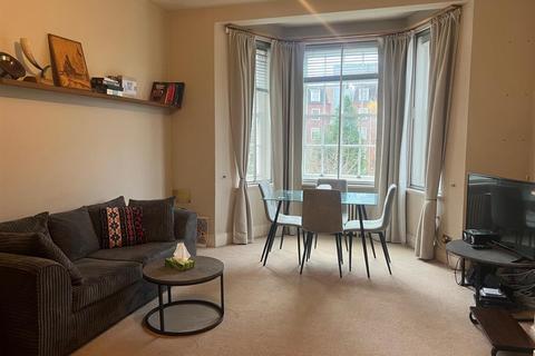 2 bedroom flat to rent, Kenilworth Court, Hagley Road, B16