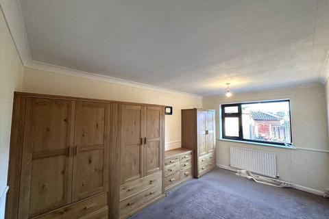 2 bedroom bungalow to rent, Scunthorpe DN17